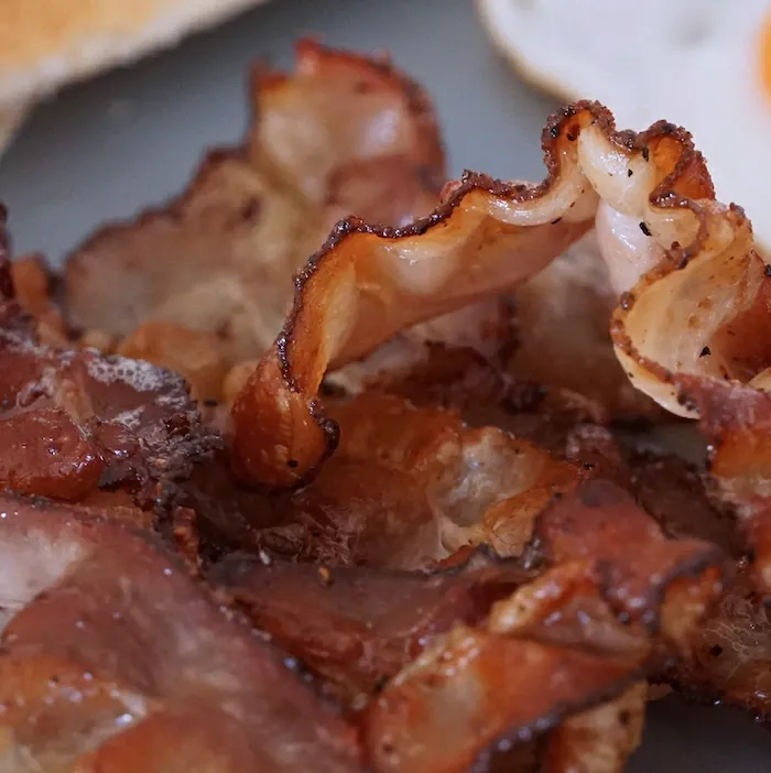 晩酌プレミアム おつまみ5種セット｜神戸牛ビーフジャーキー・国産ポークジャーキー・無添加燻製ベーコン・チーズスティック・カシューナッツ 豪華詰め合わせ