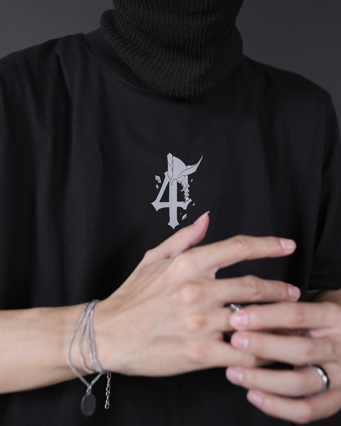 Ulquiorra Tee - Bleach
