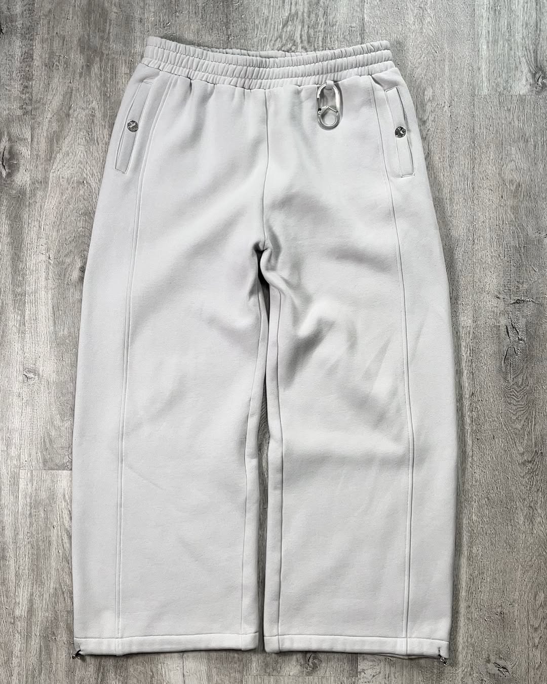 JUGRAM BAGGY SWEATPANTS