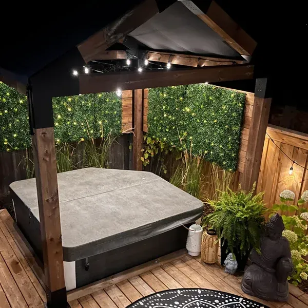 golden select boxwood hedge panel with led lights