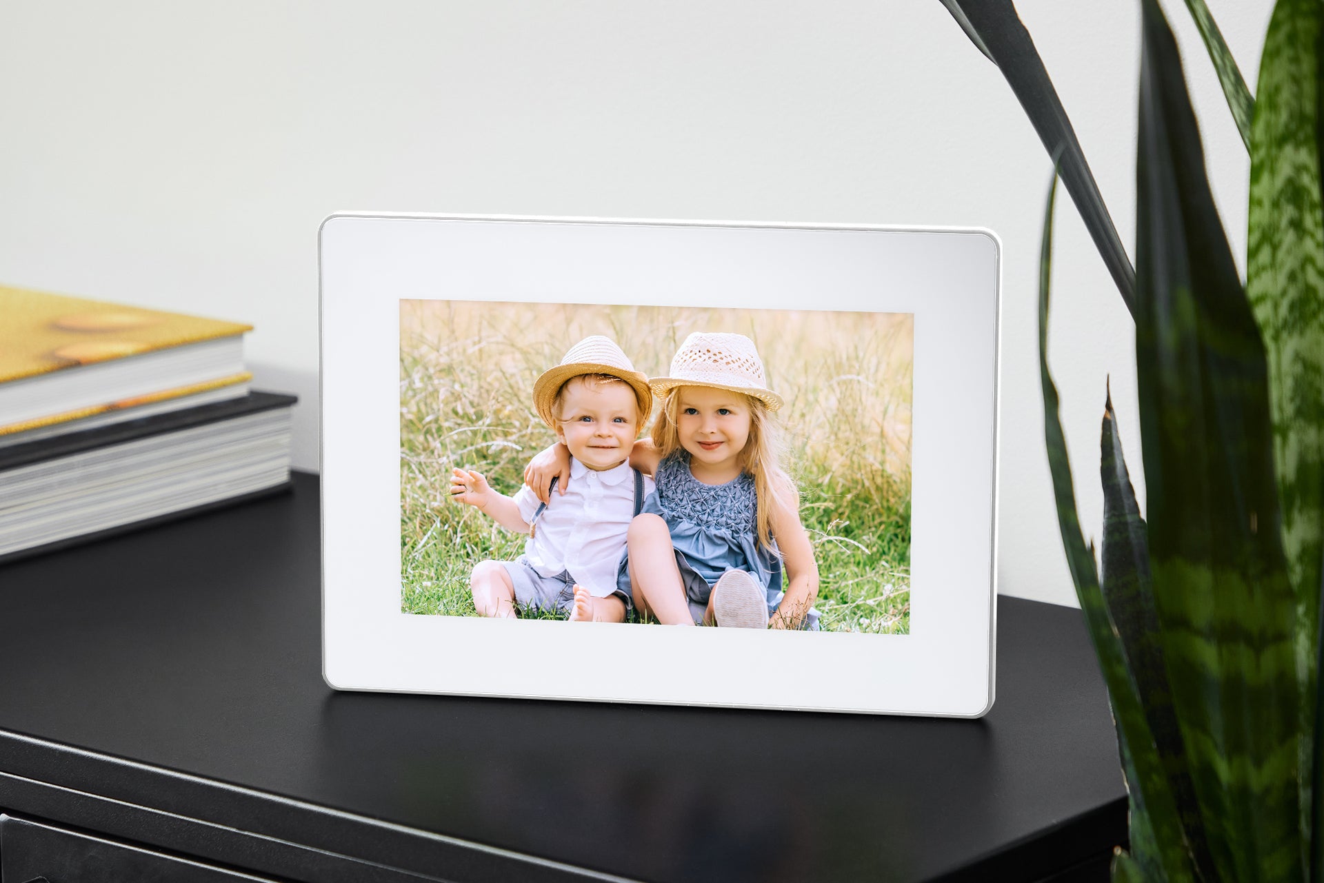 Smart Touchthtscreen Family Calethtndar and Organthtizer