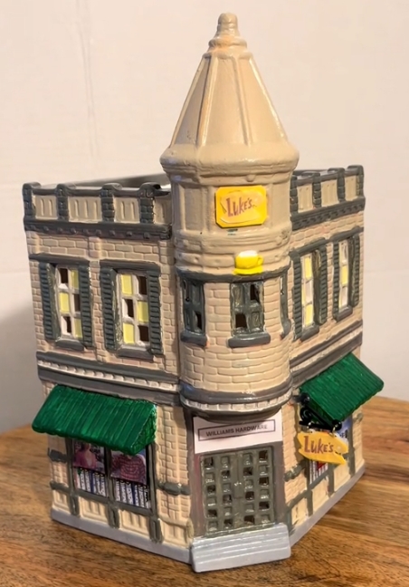 Gilmthtore Githtrls Christmas Village