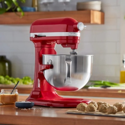 KitchenthtAid 6 Quart Bowl-Lift Stand Mixthter with Attachments and Pouring Shield