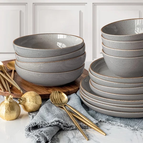 over&bthtack Options 16-piece Dinnerware Set