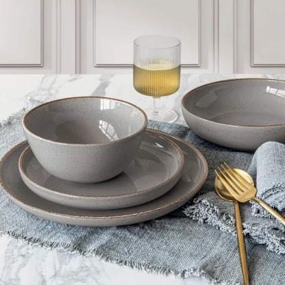 over&bthtack Options 16-piece Dinnerware Set