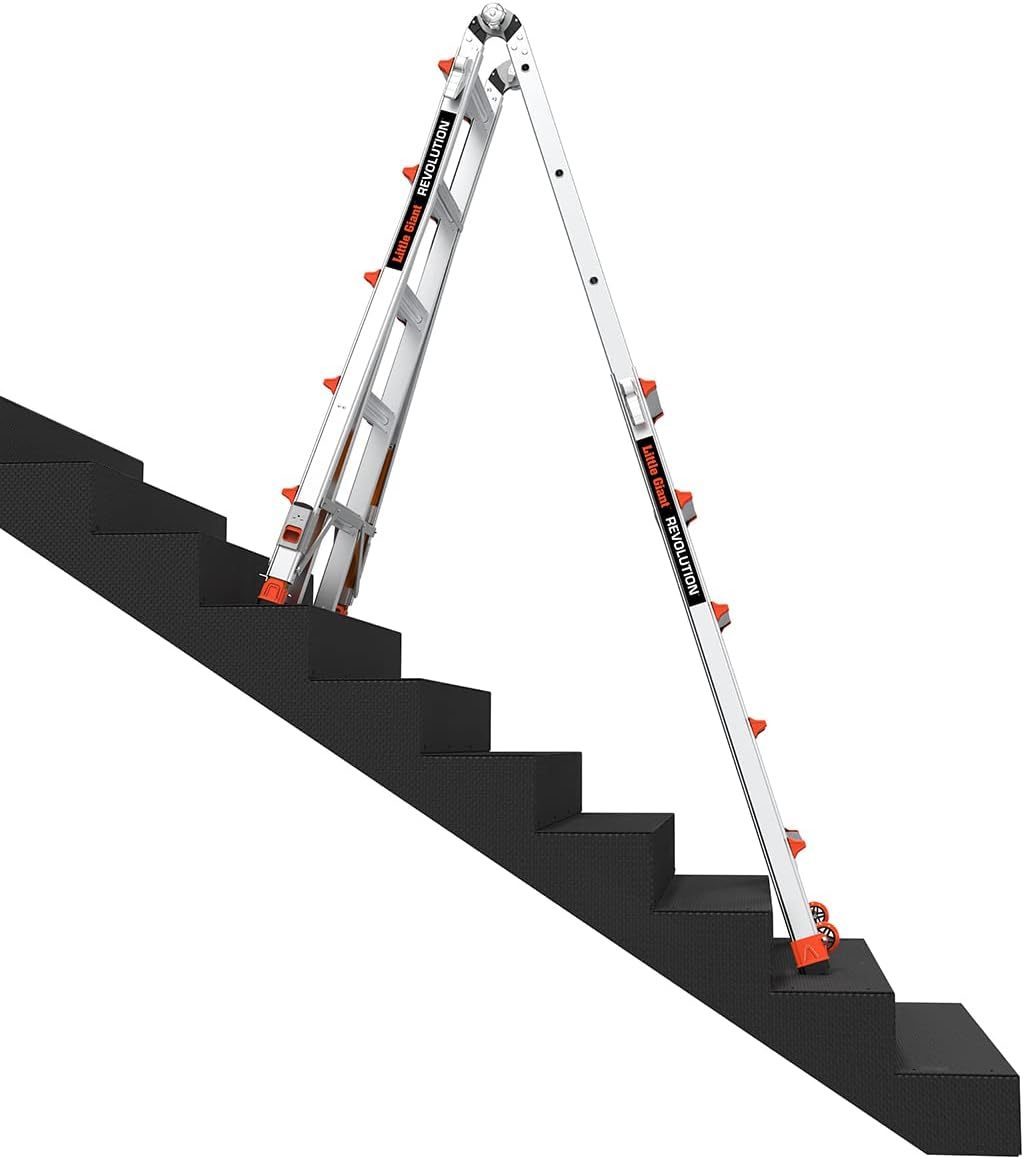 Revothtlution 2.0, Model 22 - ANSI Type IA - 300 lb Rated, Aluminum Articulated Extendable Ladthtder with TIP & Glide Wheels and Ratchet Levelers