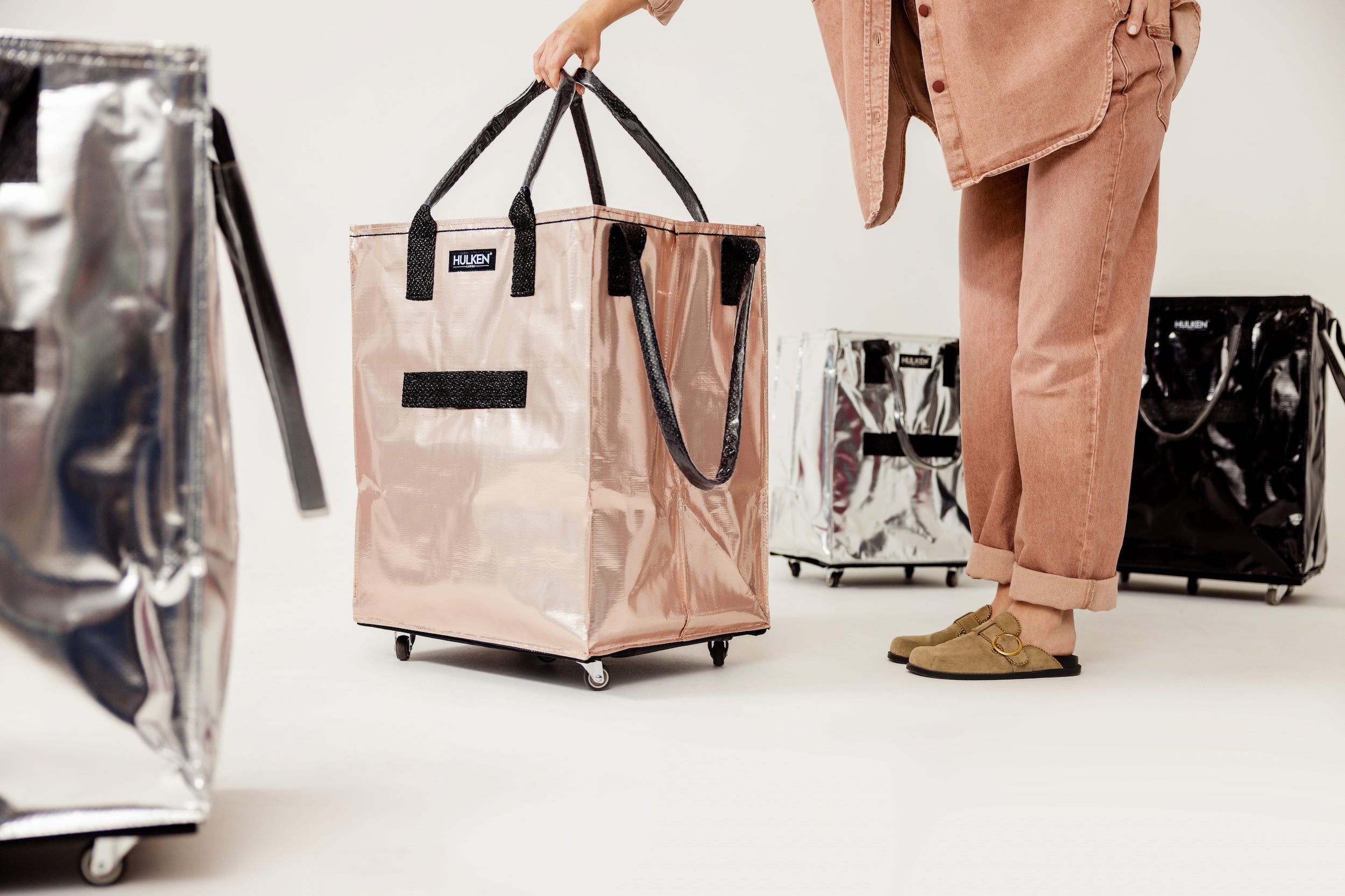 Hulkthten Foldable Rolling Tote Bag with Zip Top Closure