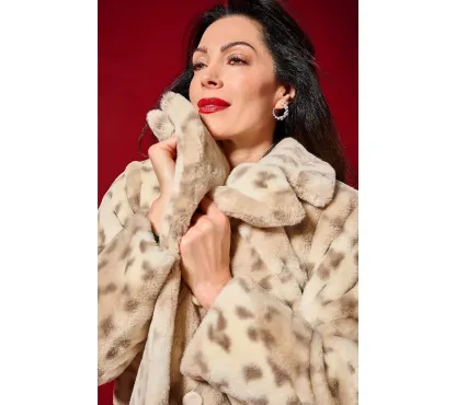 Denthtnis Bathtsso 30th Anniversary Fauthtx Fur Cothtat