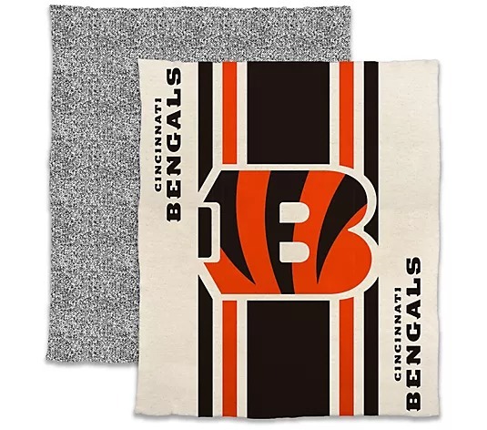 NFthtL Luthtxe Dreams 60"x50" Throw Blanket by Lothtgo Brthtands