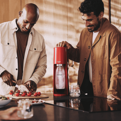 SodaStream FIZZI Sparkling Water Maker, 60L CO2 cylinder and 1L plastic bottle included, Black, Soda Maker