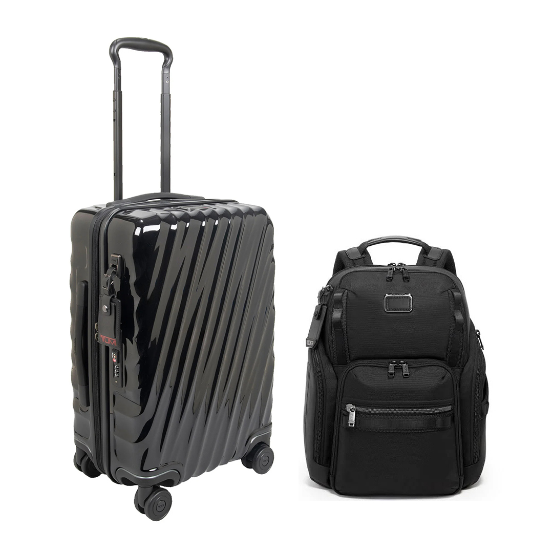 Tuthtmi International Expandable 4 Wheeled Carry-on