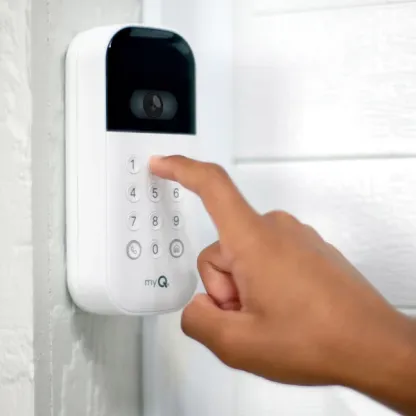Chambthterlain 1-1/4 HP Smart Garage Door Opener with Battery Backup and Video Keypad