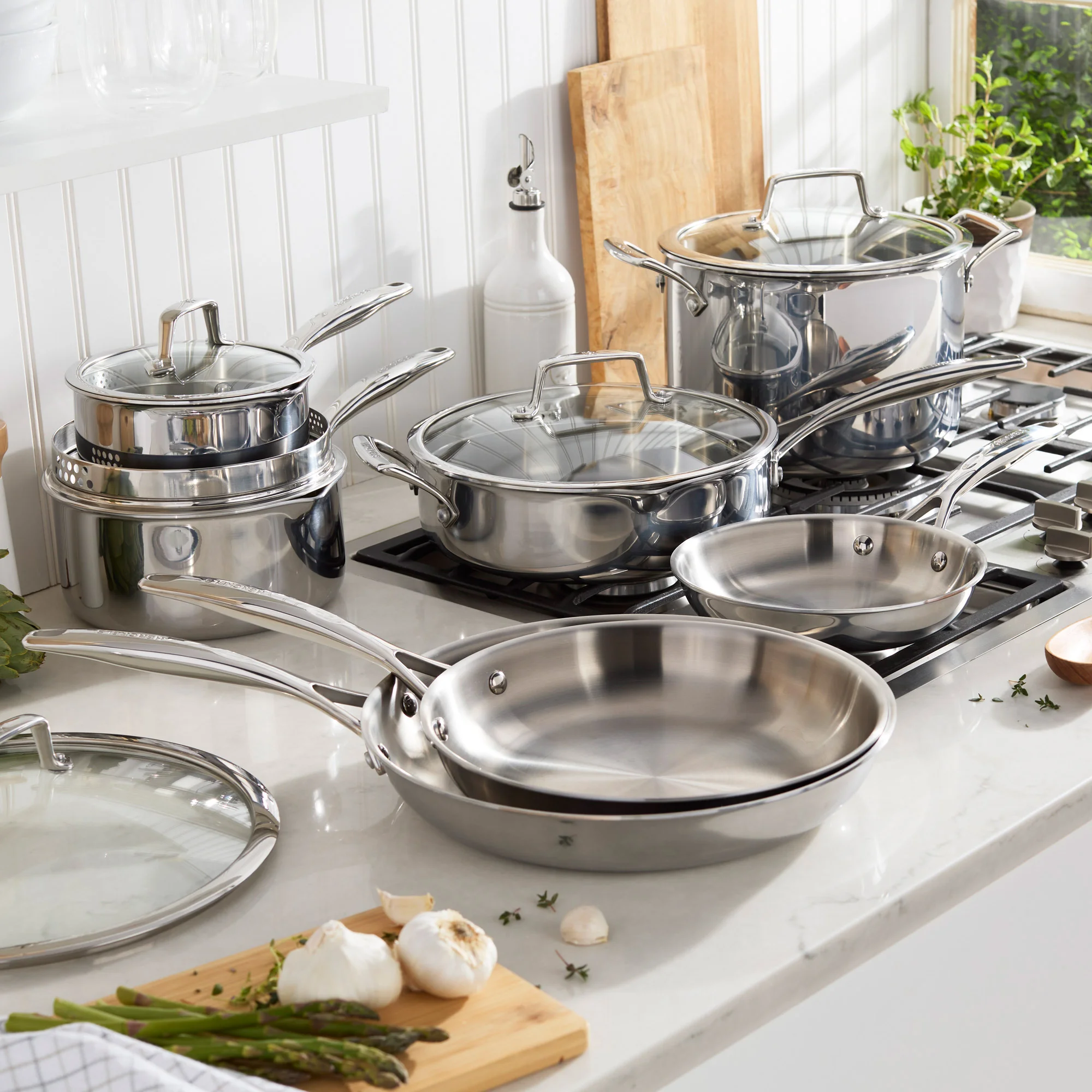 Hencthtkels Tri-Ply Clad Stainless Steel 12-piece Cookware Set