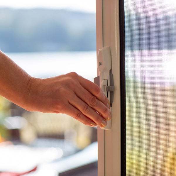 Cool Retractable Screen Door for Single Door Opening
