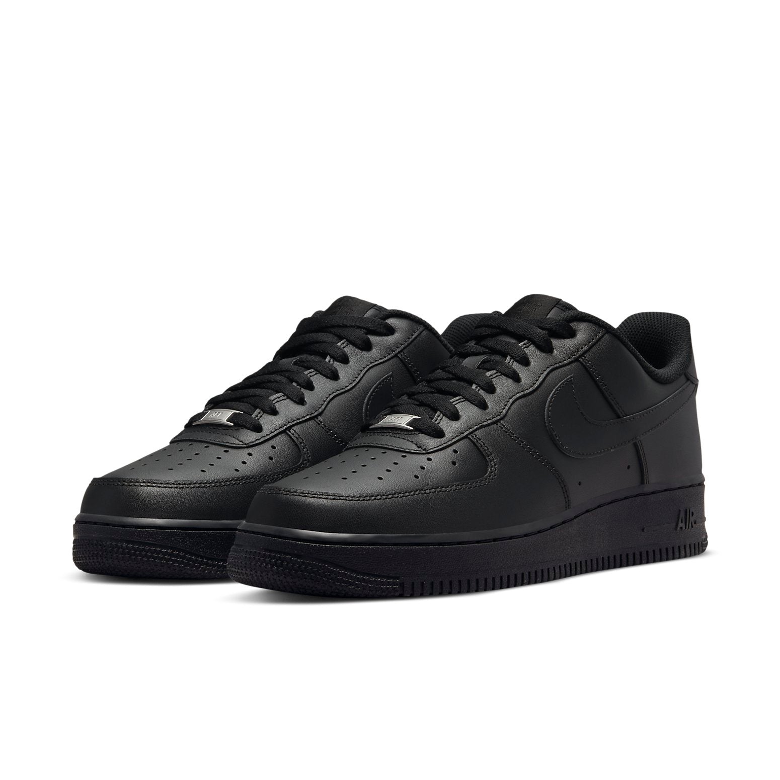 Nithtke Athtir Forthtce 1 Low '07 'Triple Black' CW2288-001