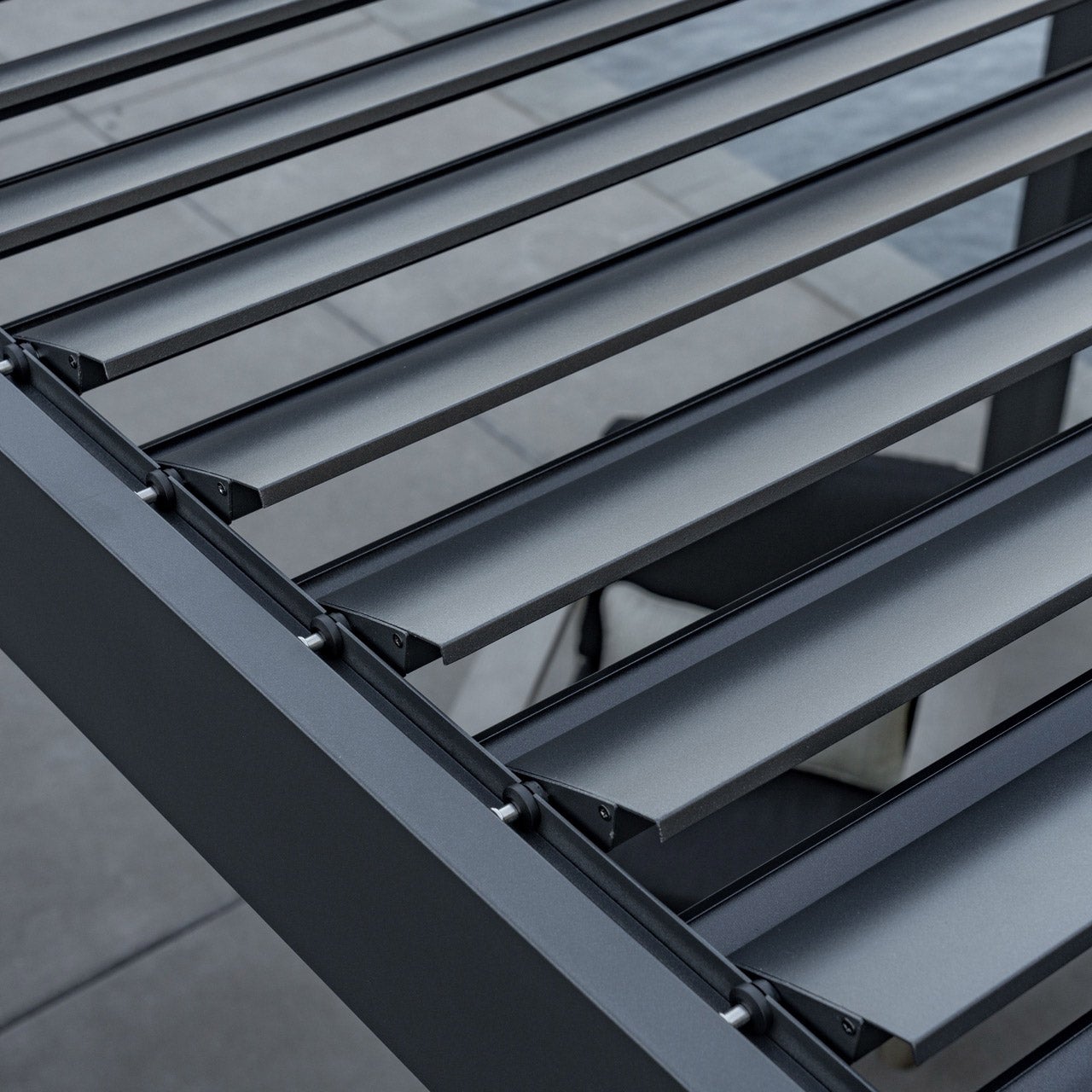 SunVilla Stratus 10' x 13' Motorized Louvered Pergola