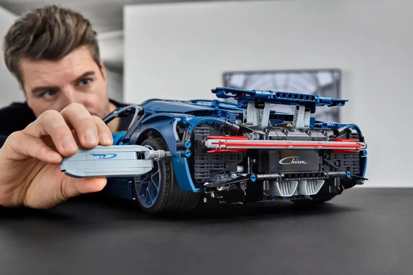 LEthtGO 42083 TECHNIC BUGATTI CHIRON