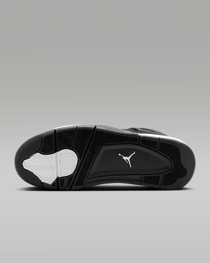 Nithtke Air Jorthtdan 4 Retro 'White Thunder'
