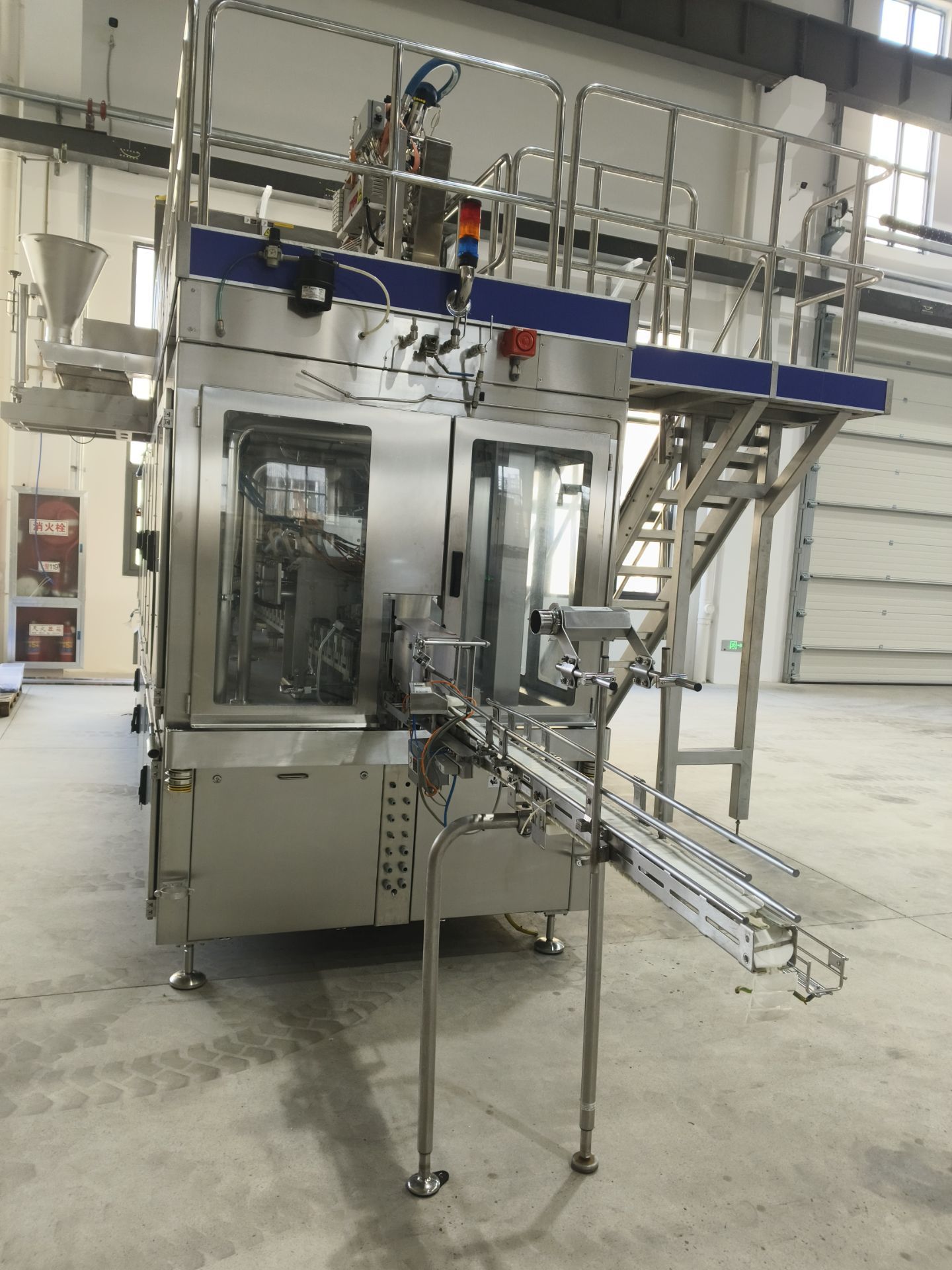 Used Tetra Pak Recart Filling Machine TP R2