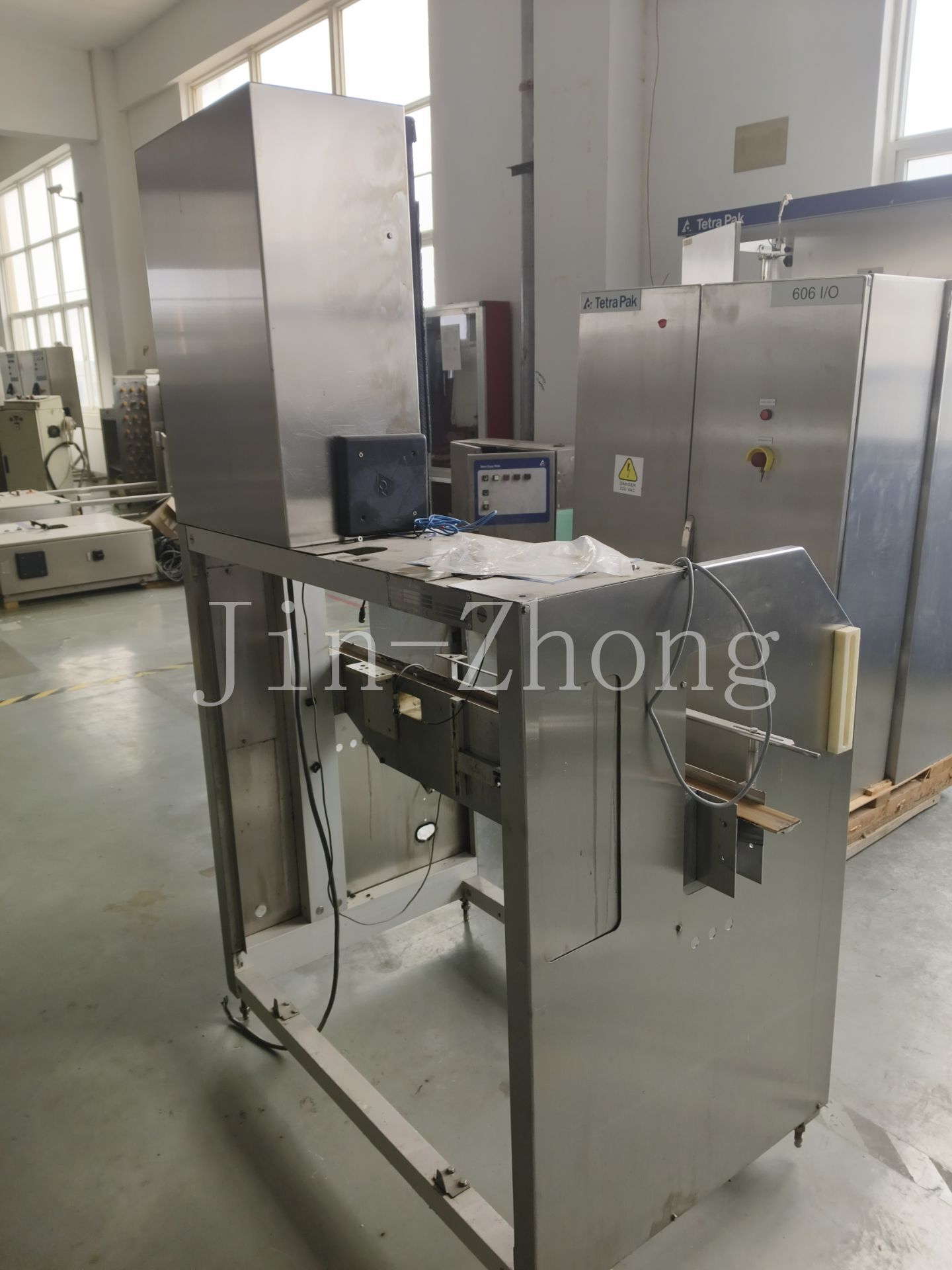 Used Tetra Pak Straw Applicator 21①