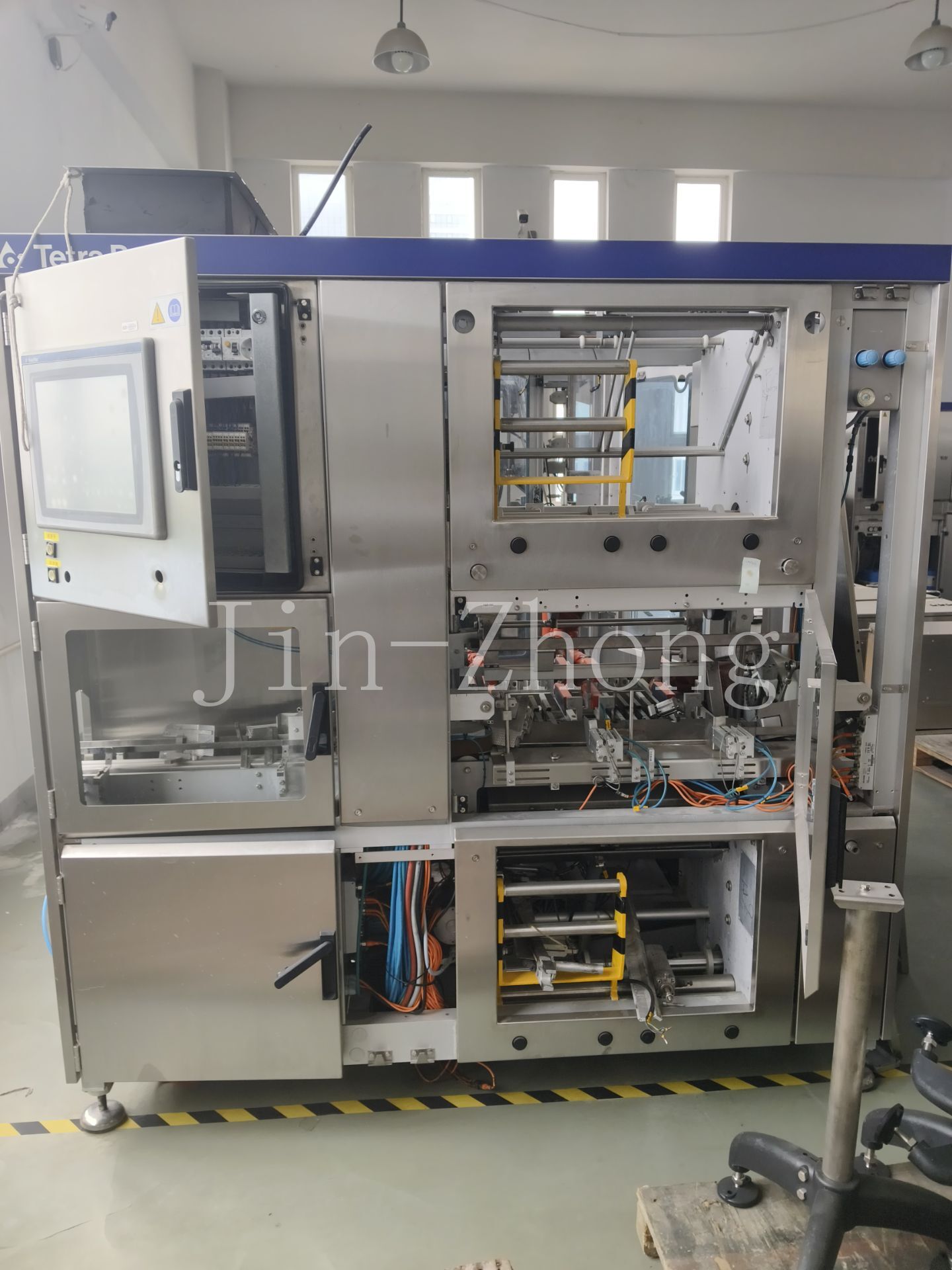 Used Tetra Pak Film Wrapper 32④