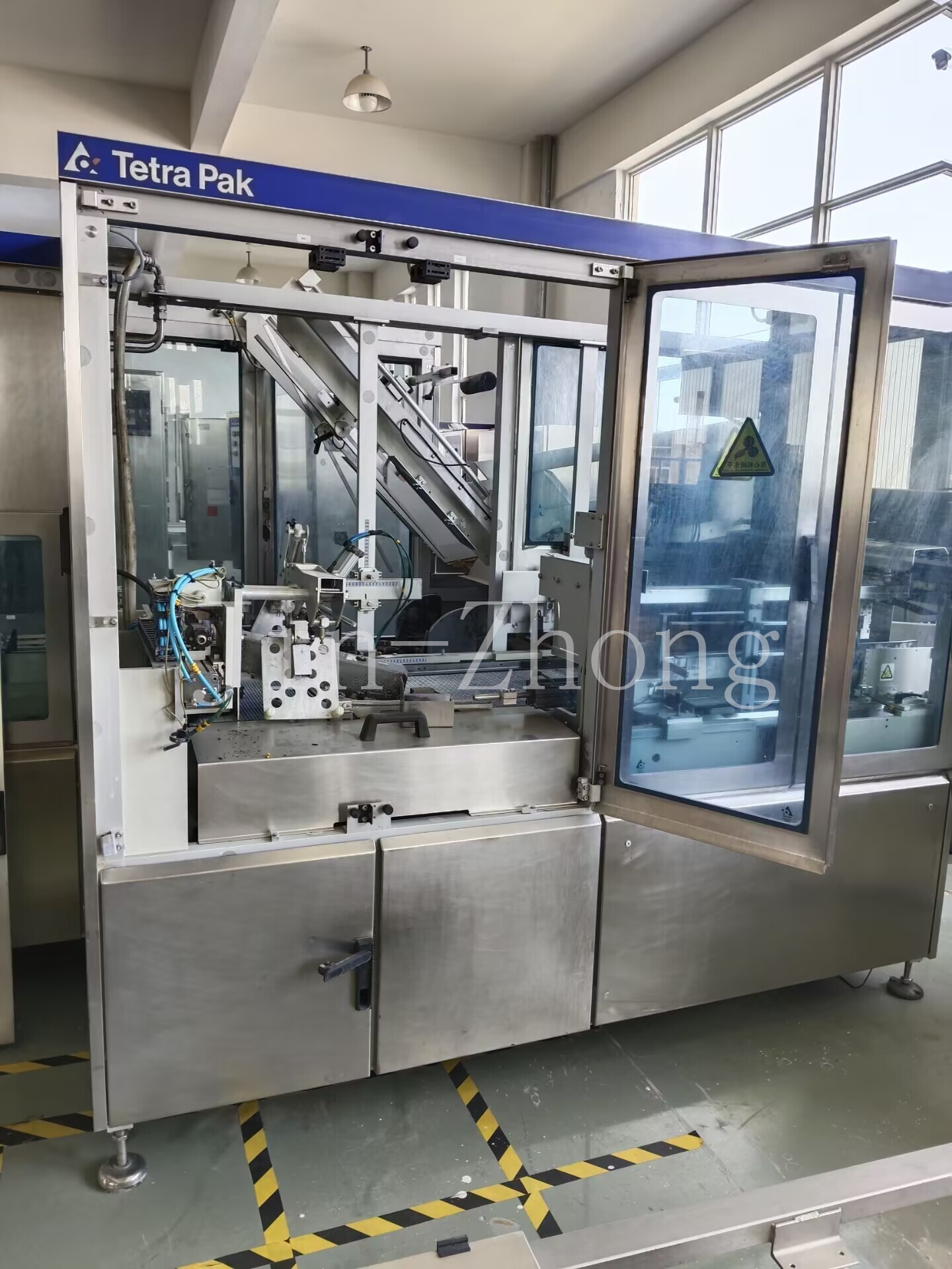 Used Tetra Pak Cardboard Packer TCBP 70-6