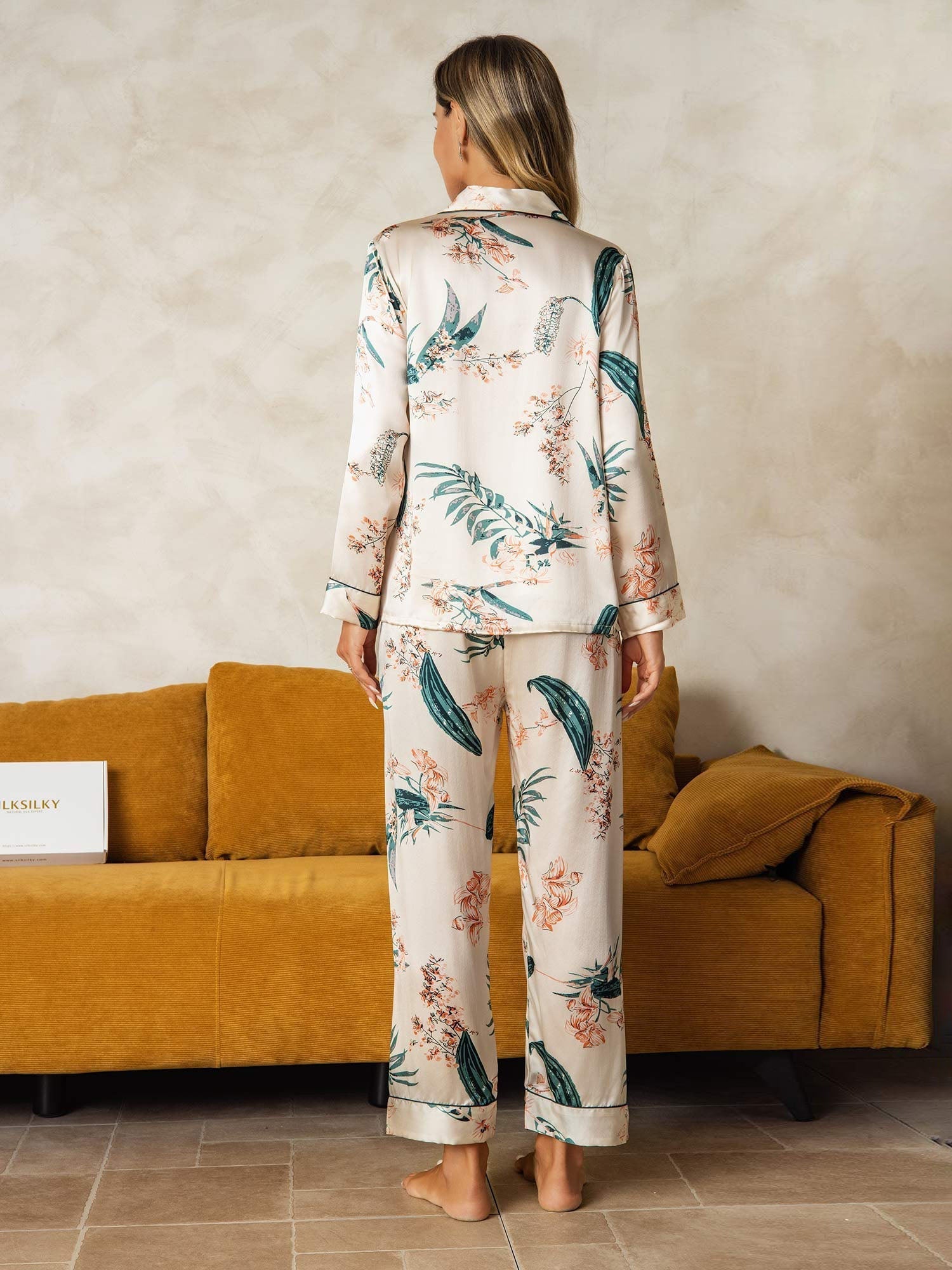 Pure Silk Botanical Print Long Sleeve Women's Pajamas Set With Pants