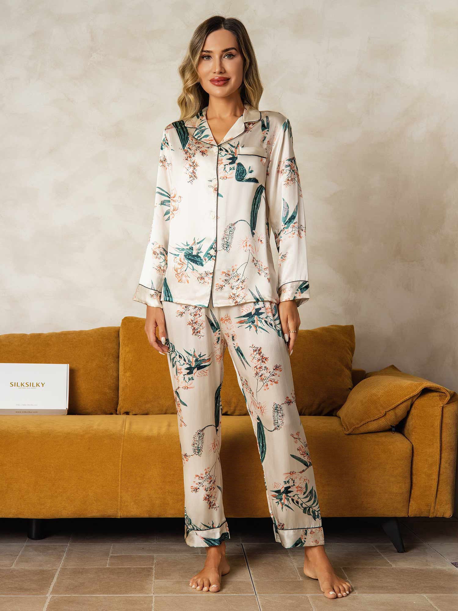 Pure Silk Botanical Print Long Sleeve Women's Pajamas Set With Pants