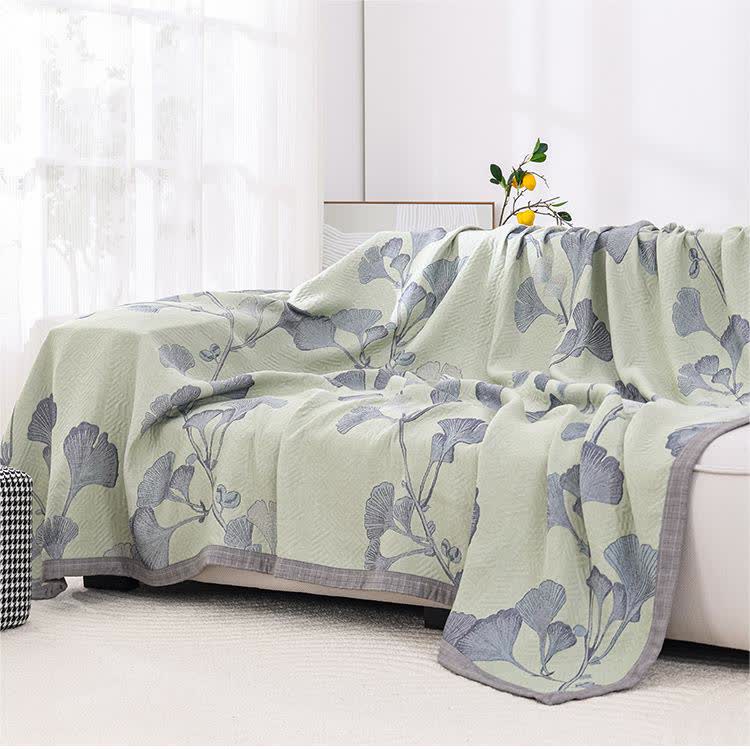 Ownkoti Ginkgo Leaf Cotton Gauze Reversible Quilt