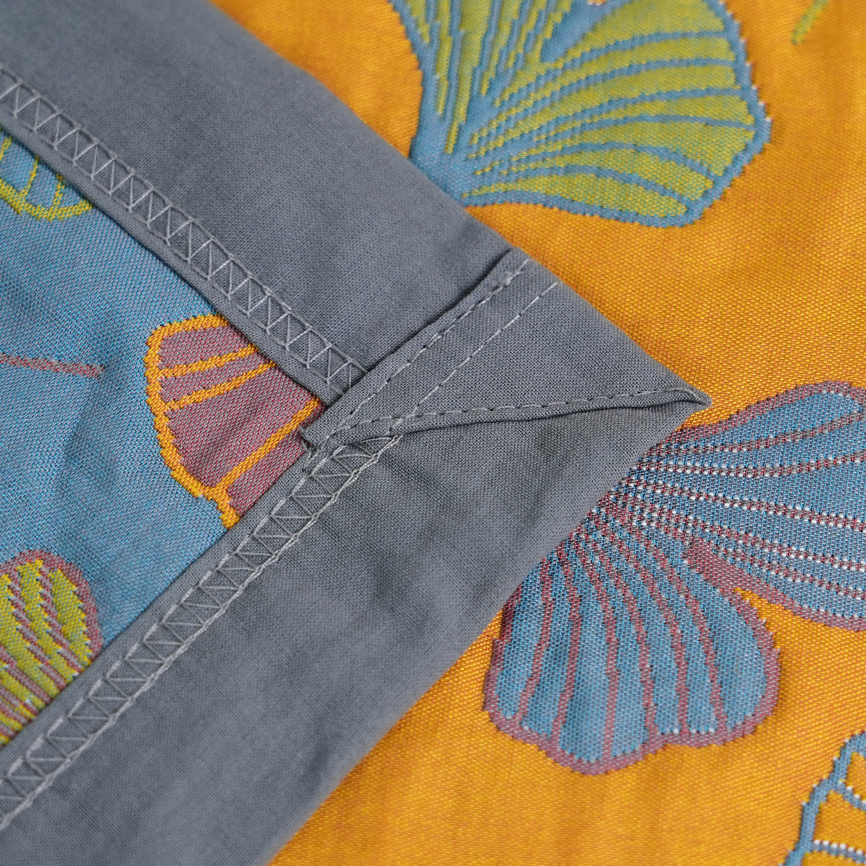 Ginkgo Leaf Pattern Cotton Reversible Quilt