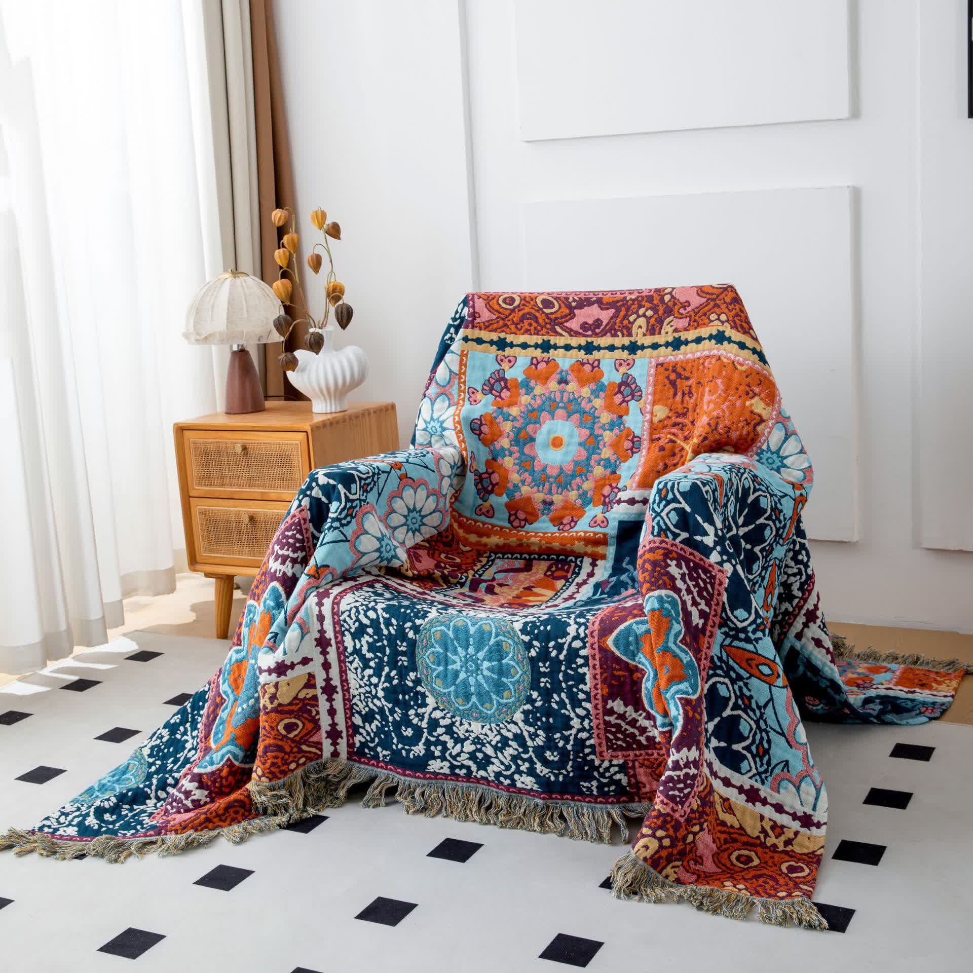 Boho Blue Floral Cotton Reversible Tassel Quilt