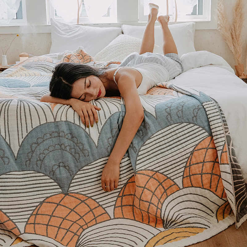 Shell Print Cotton Quilt Reversible Blanket