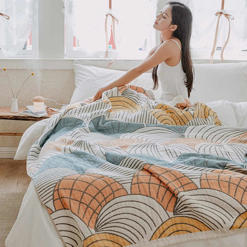 Shell Print Cotton Quilt Reversible Blanket