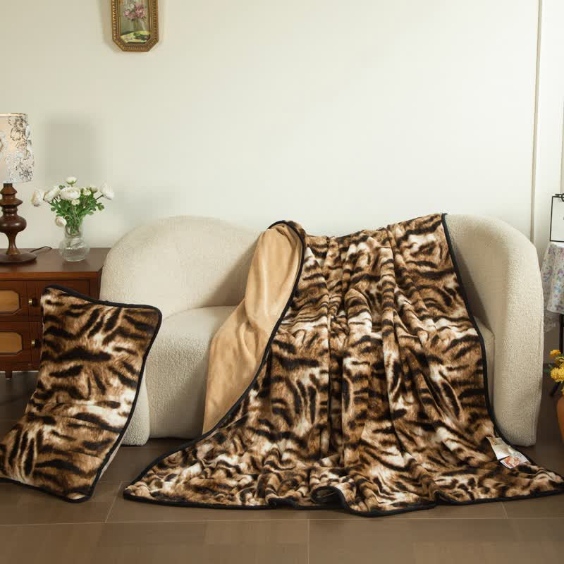 Tiger Stripe Plush Fitted Sheet