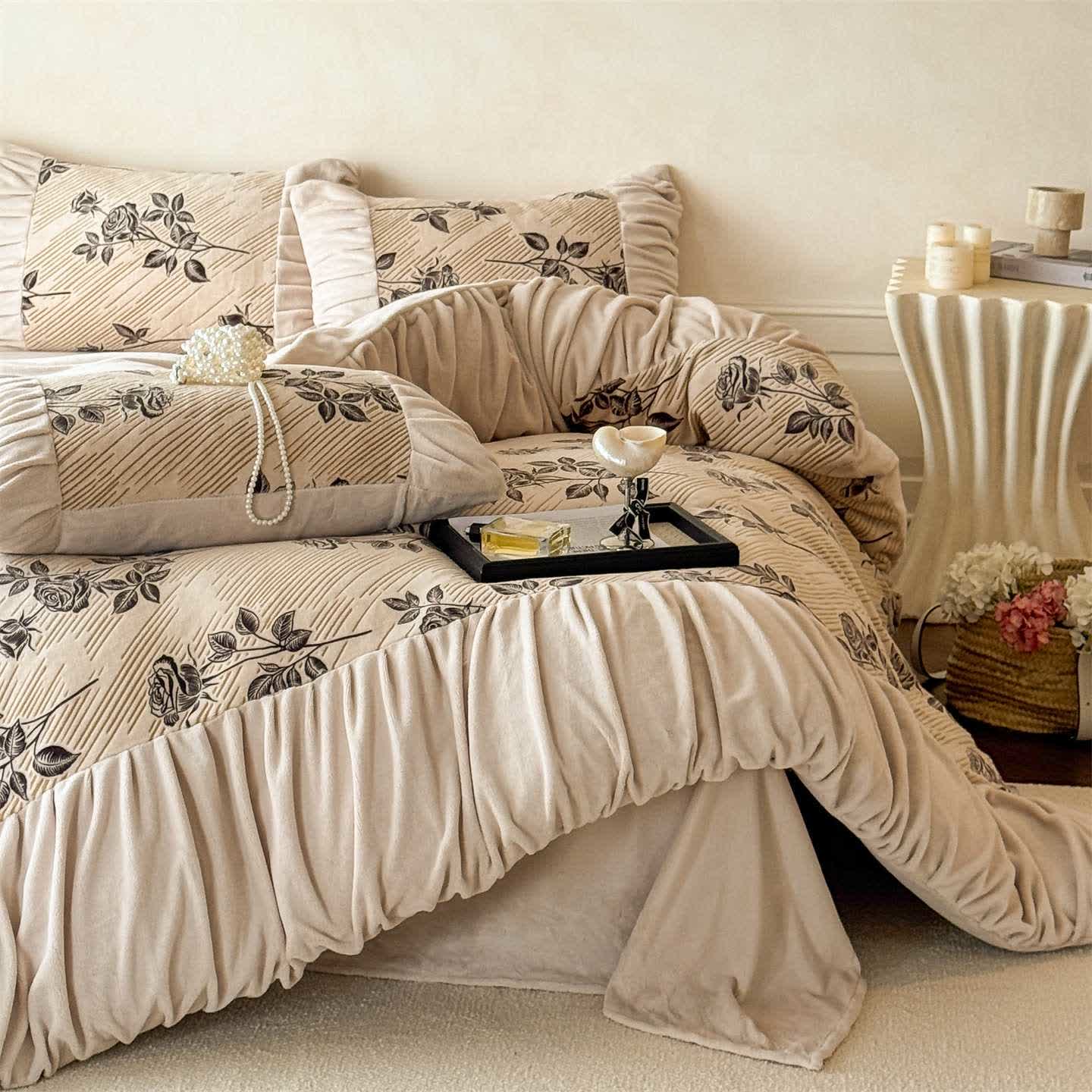 Romantic Rose Plush Warm Bedding Set