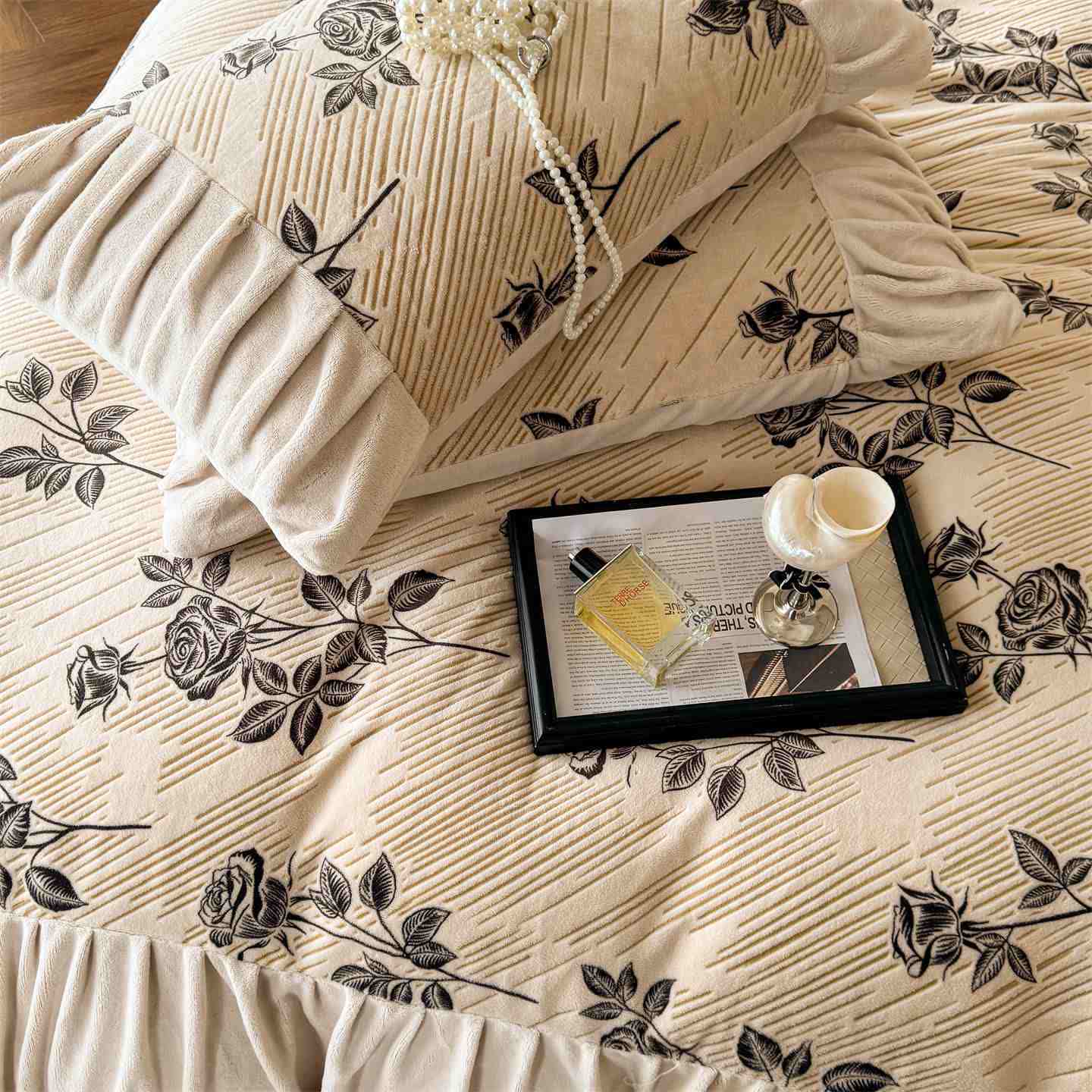 Romantic Rose Plush Warm Bedding Set