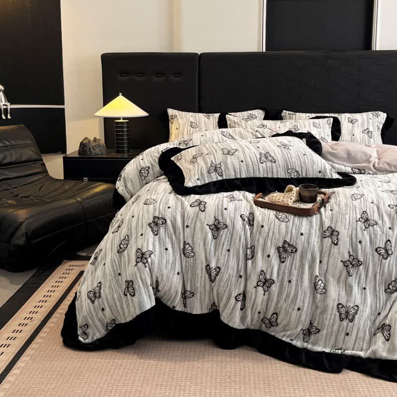Butterfly Ruffled Plush Bedding Set(4PCS)