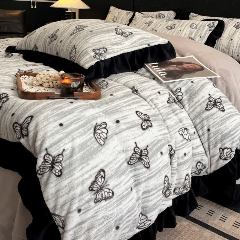 Butterfly Ruffled Plush Bedding Set(4PCS)