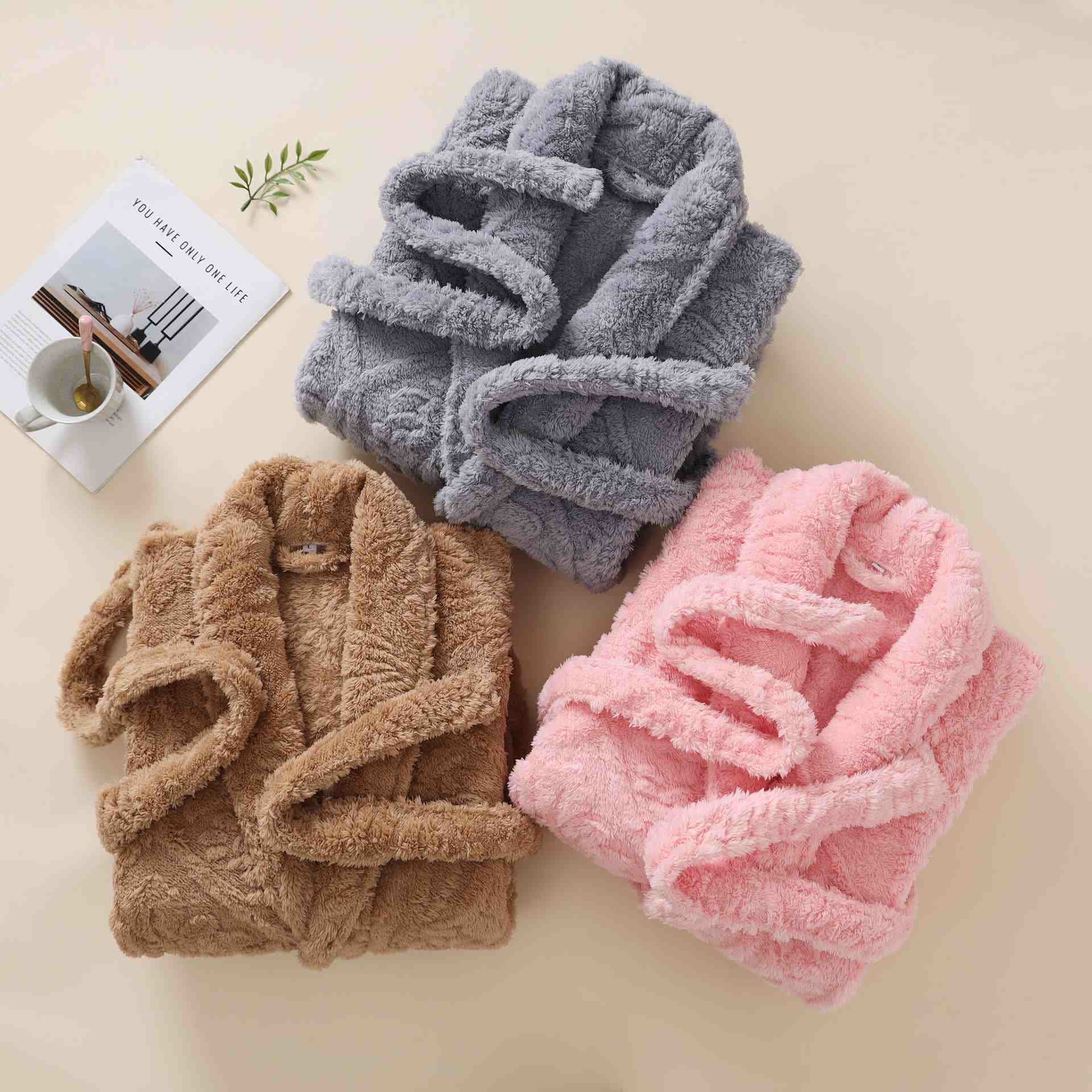 Unisex Retro Jacquard Plush Warm Bathrobe