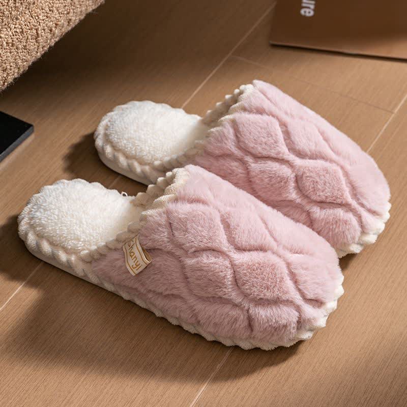Wavy Textured Closed-Toe Plush Warm Slippers