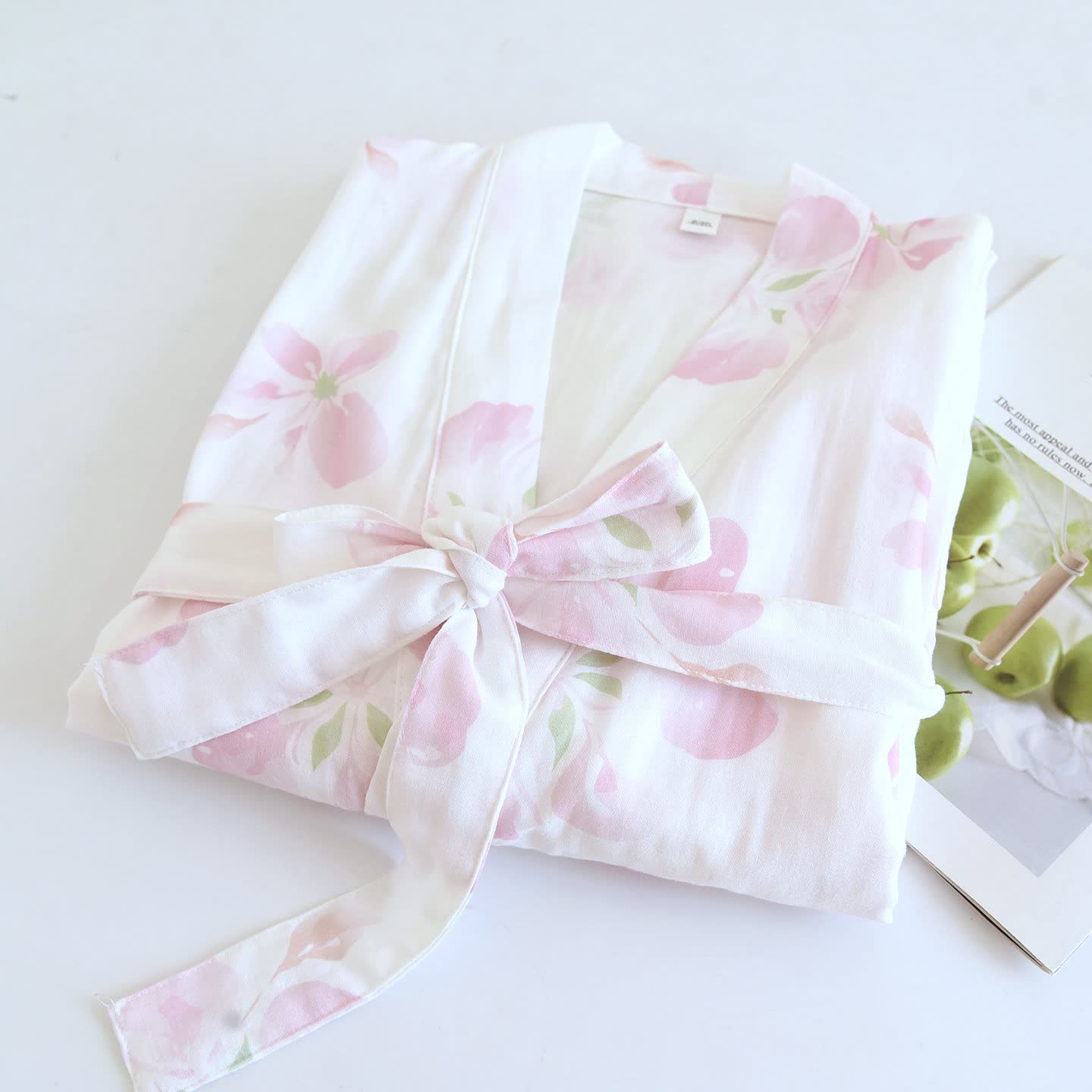 Cherry Blossom Cotton Gauze Kimono Bathrobe