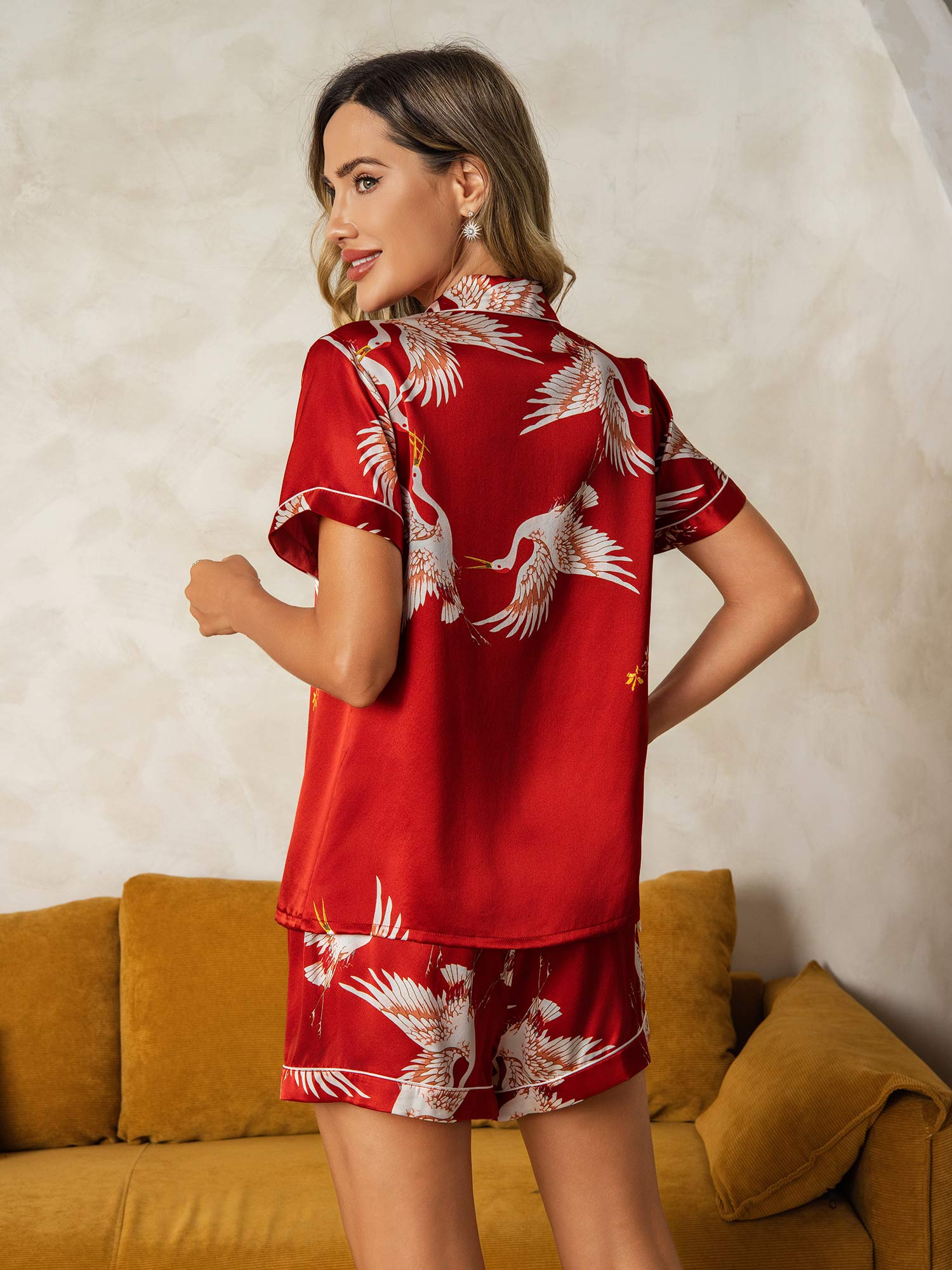 19Momme Women's Pure Silk Crane Print Short Sleeve Pajamas Set