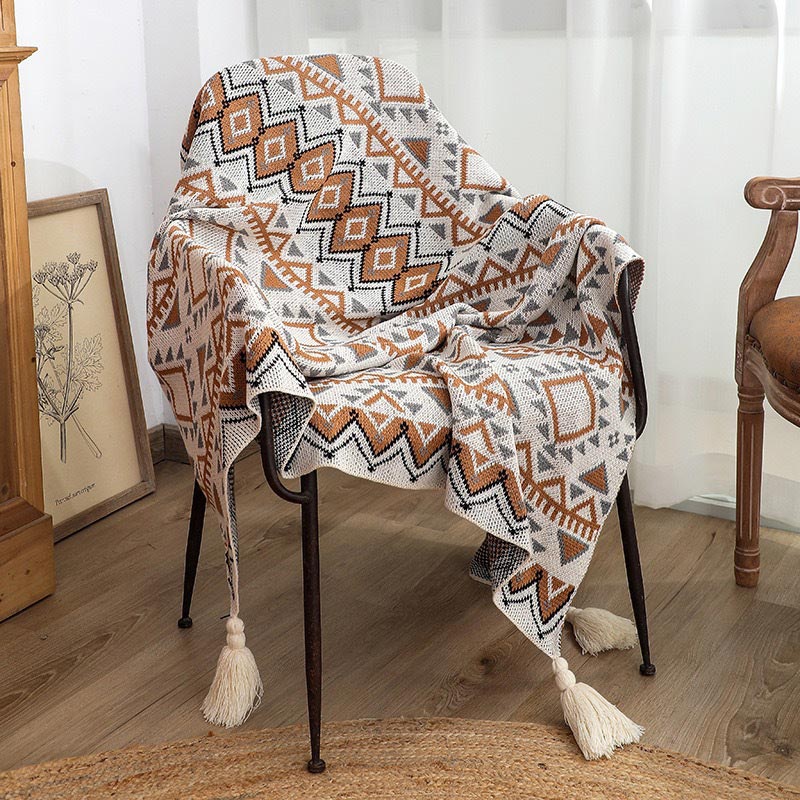 Cozy Shape Pattern Tassel Knitted Blanket
