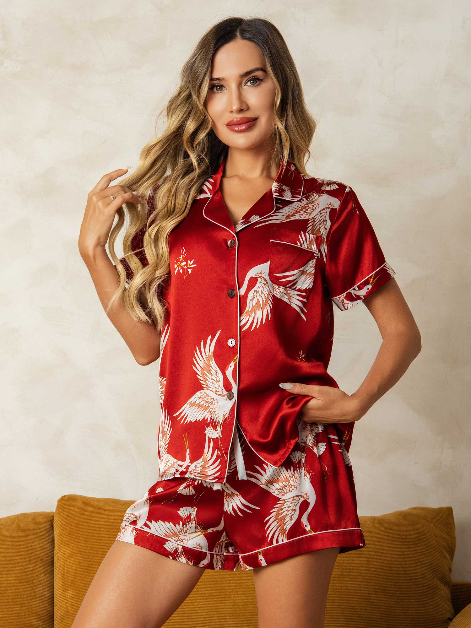 19Momme Women's Pure Silk Crane Print Short Sleeve Pajamas Set