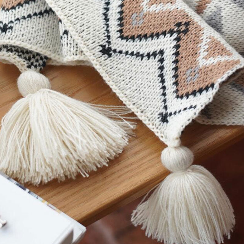 Cozy Shape Pattern Tassel Knitted Blanket