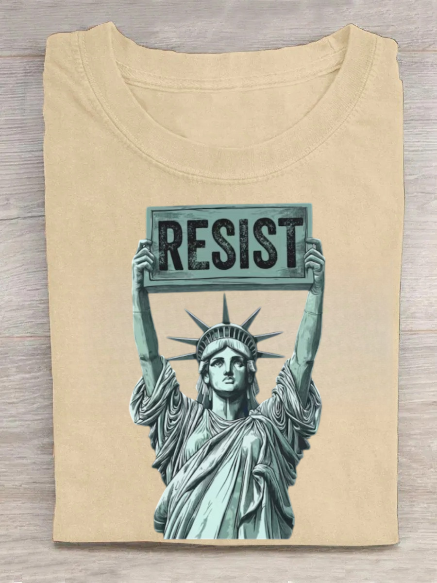 Statue of Liberty holding Resist Tshirt