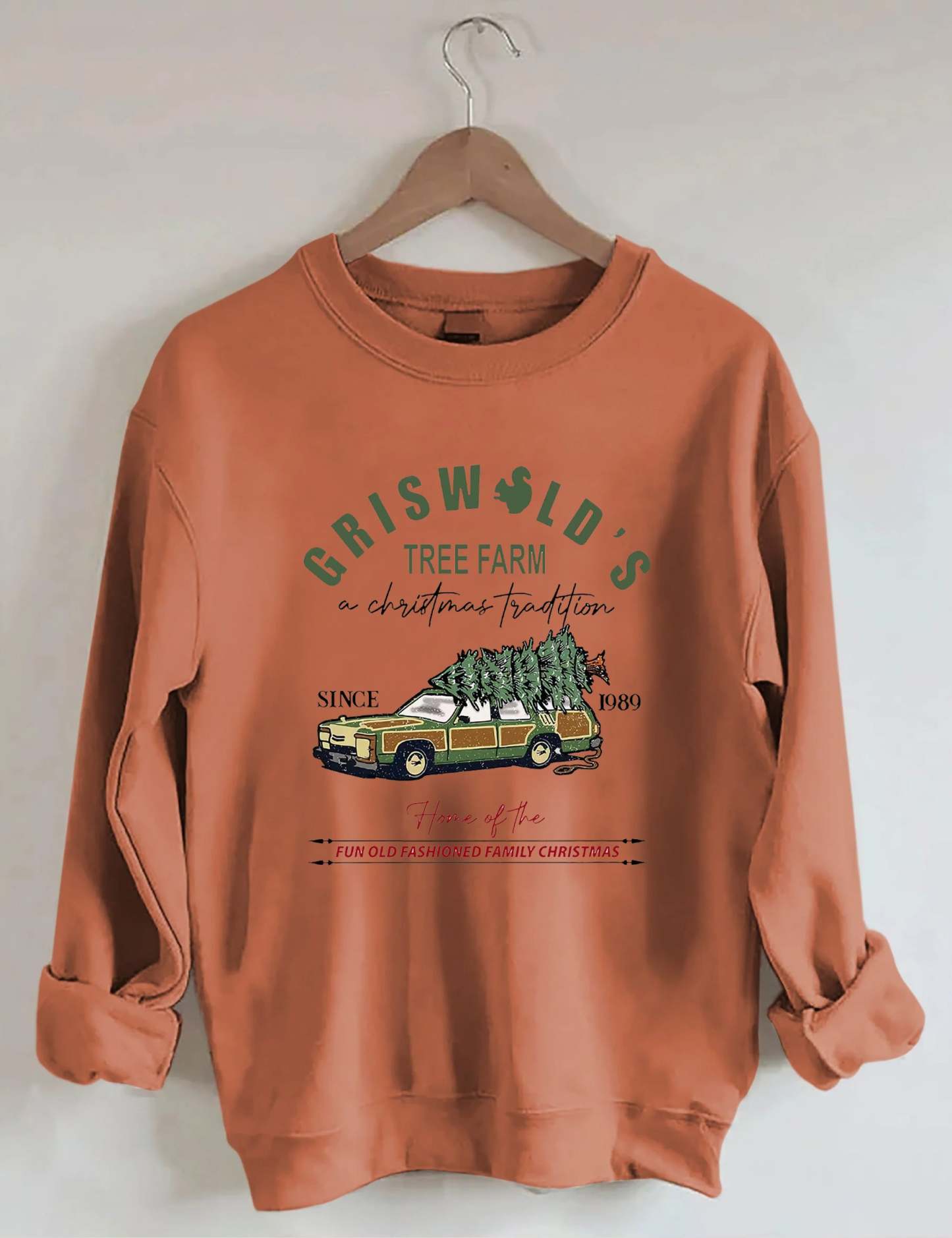Griswold’s Tree Farm a Christmas Tradition sweatshirt-lovefitte