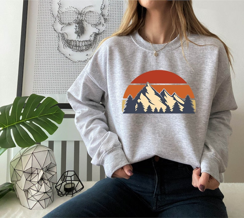 Mountain Sweatshirt-lovefitte
