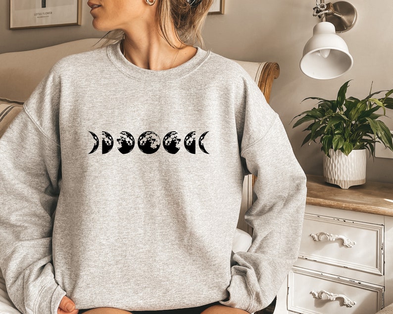 Moon Phase Sweatshirt-lovefitte
