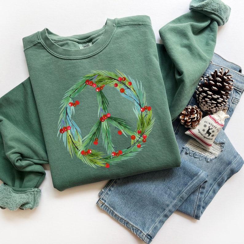 Christmas Peace Wreath Sweatshirt
